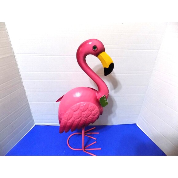 NEW Metal Flamingo Statue Figurine Florida Souvenir Tropical Home Decor - Picture 4 of 6